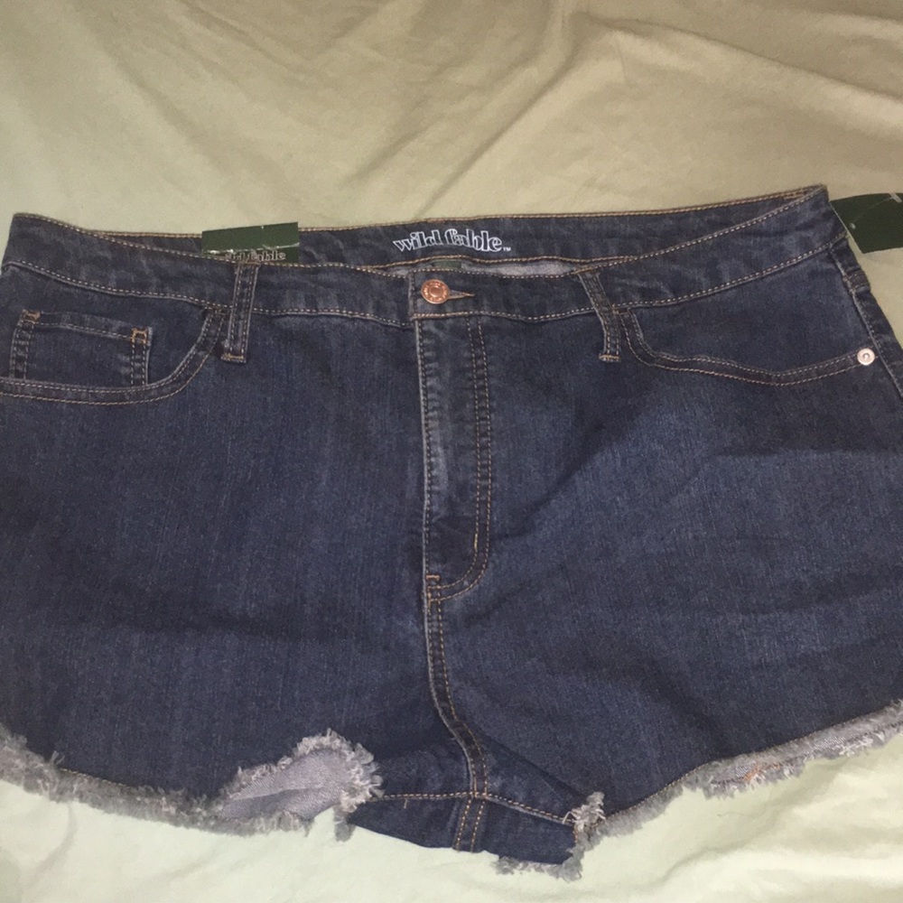 Denim high wasted shorts